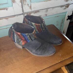 Toms Gray Suede Ankle Booties with Multicolor Knit Cuff